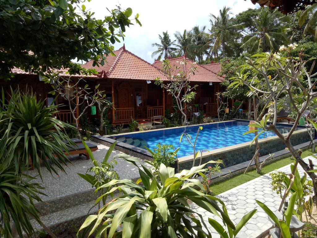 Putra 7 Cottage Nusa Lembongan  Exterior photo