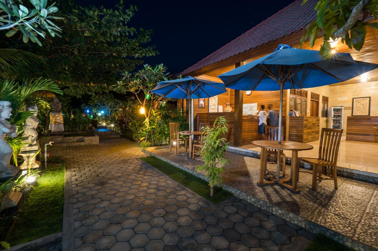 Putra 7 Cottage Nusa Lembongan  Exterior photo