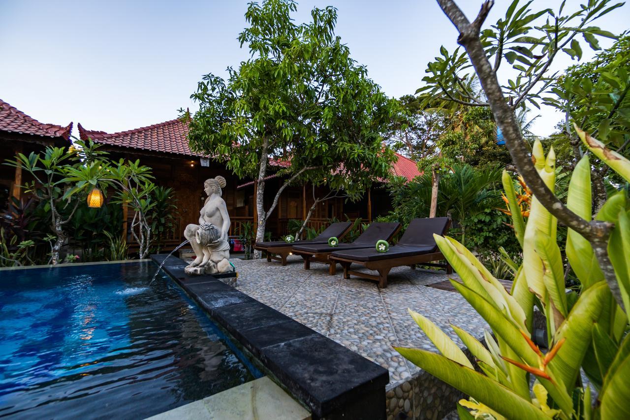 Putra 7 Cottage Nusa Lembongan  Exterior photo