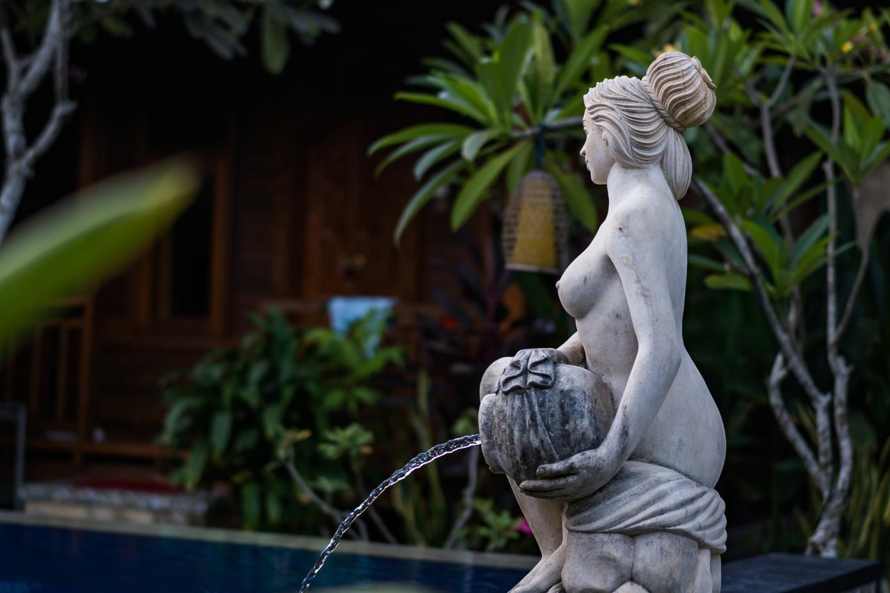Putra 7 Cottage Nusa Lembongan  Exterior photo