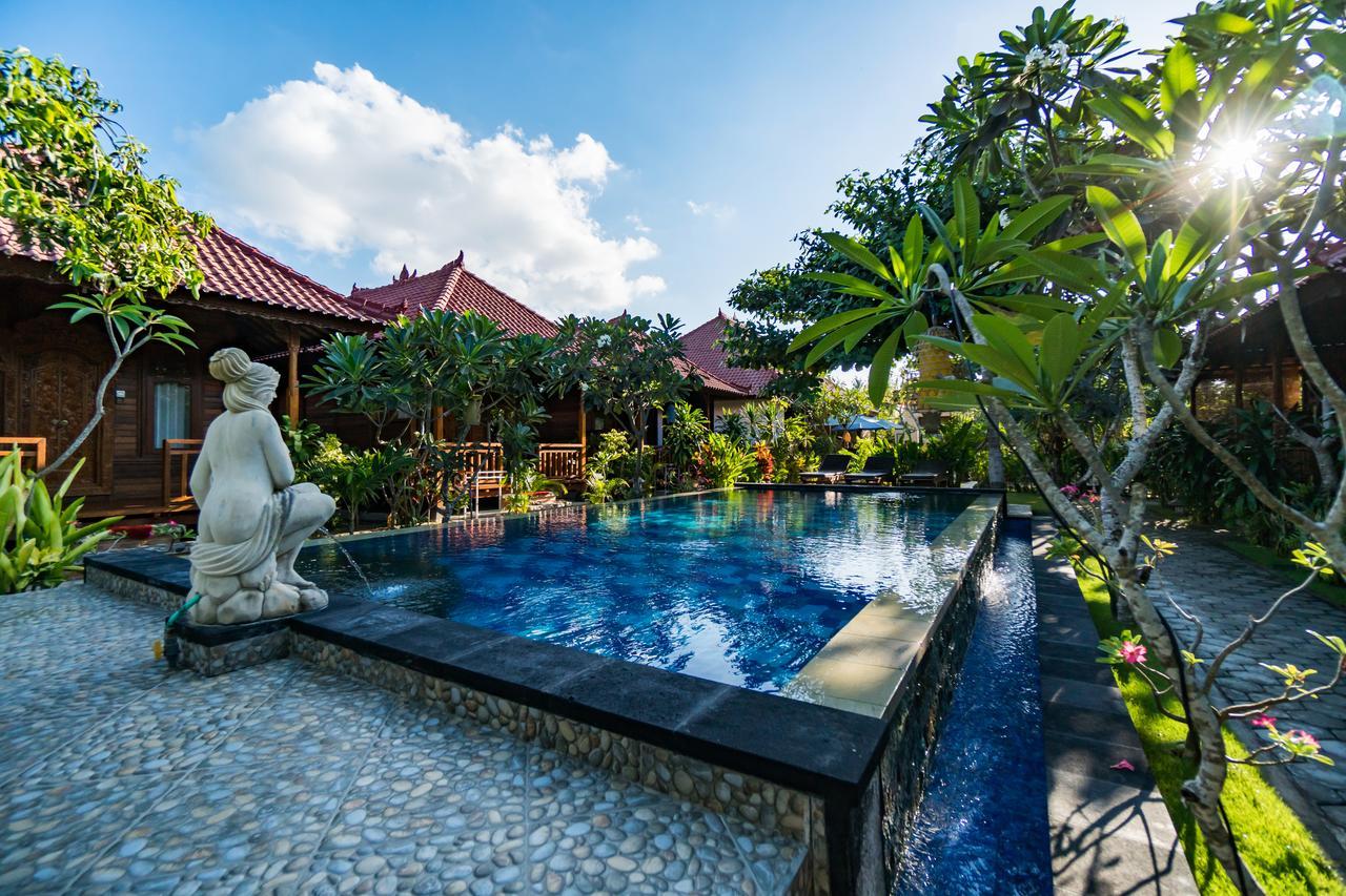 Putra 7 Cottage Nusa Lembongan  Exterior photo