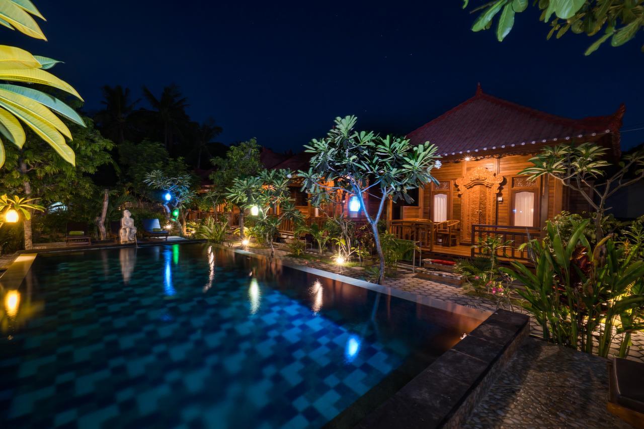 Putra 7 Cottage Nusa Lembongan  Exterior photo