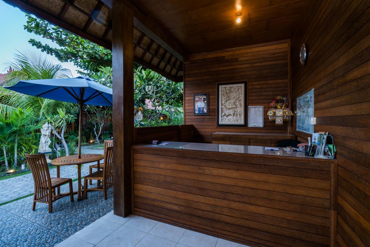Putra 7 Cottage Nusa Lembongan  Exterior photo