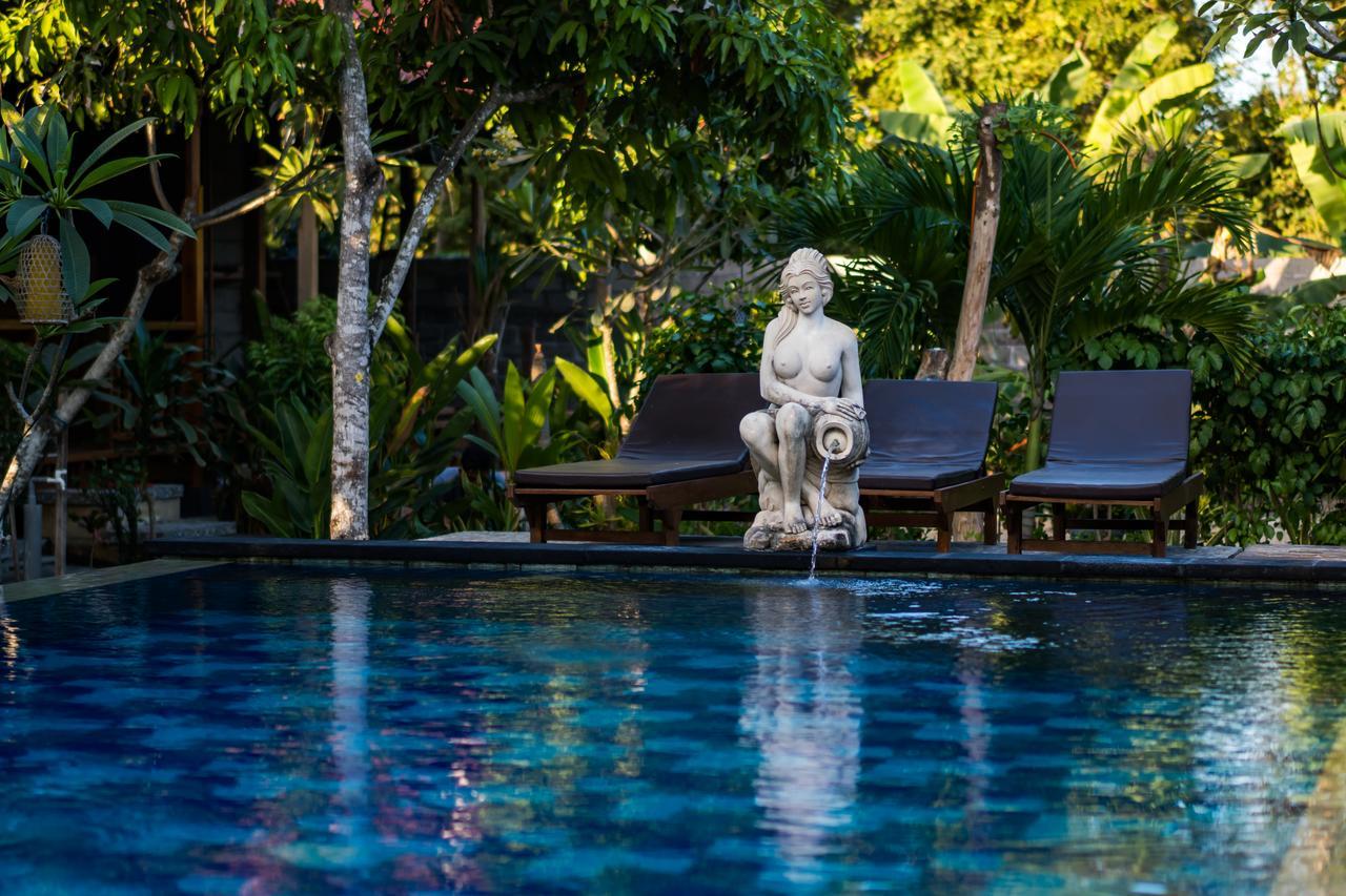 Putra 7 Cottage Nusa Lembongan  Exterior photo